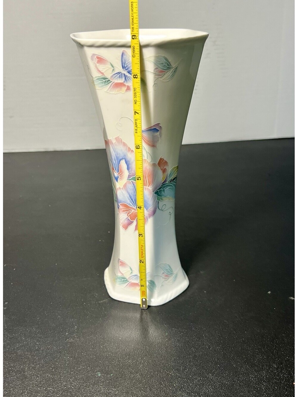 Aynsley England 1980s Vase Little Sweetheart Pastel Floral Bone China, 4x9” - Picture 13 of 14